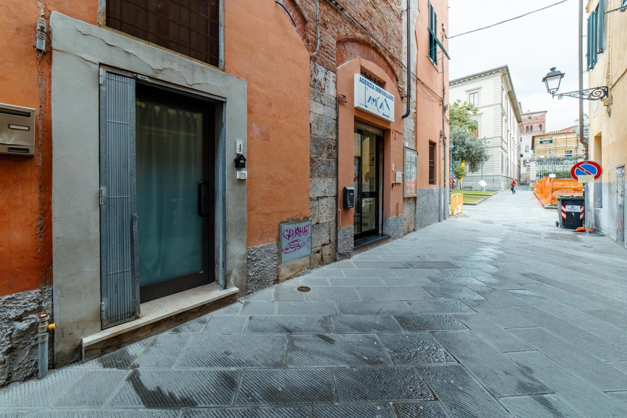 Casa R&R 5' A Piedi Dalla Torre! Pisa Kültér fotó